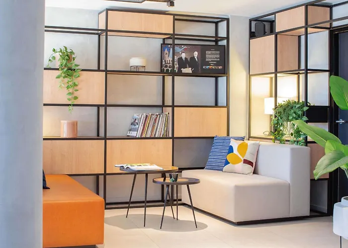 Ibis Nice Aéroport Promenade DesAlbergo